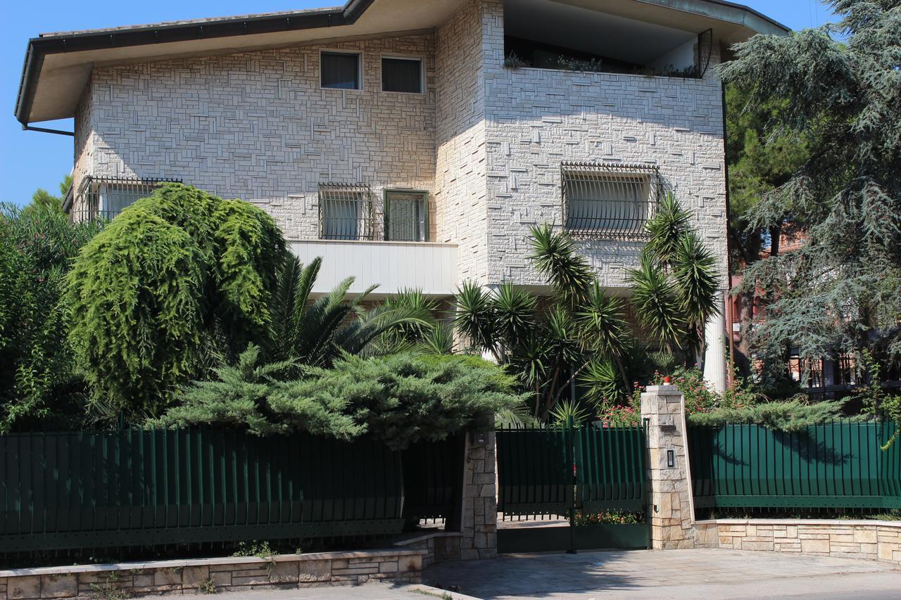 Villa Wanda - Residenza Di Charme Trani Exterior foto