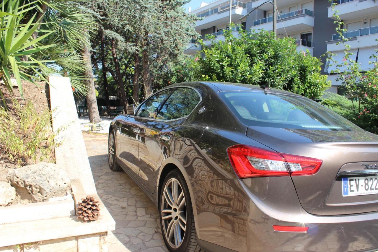 Villa Wanda - Residenza Di Charme Trani Exterior foto