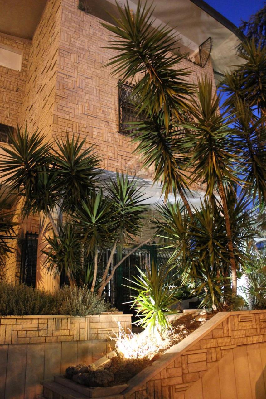 Villa Wanda - Residenza Di Charme Trani Exterior foto